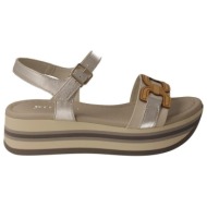 weekend by pedro mirallles