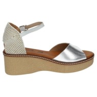  σανδάλια sandali - |