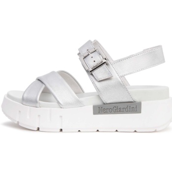 σανδάλια με πλατφόρμα nerogiardini