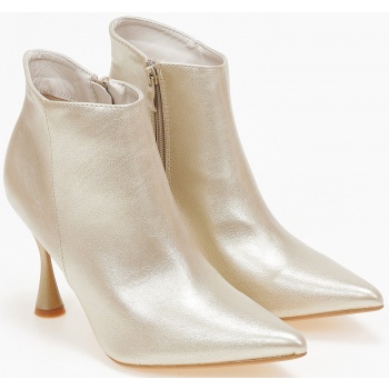 ankle boots με μυτερό τελείωμα και