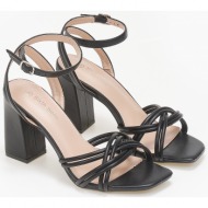  πέδιλα με στρογγυλά λουράκια σε καρέ γραμμή - μαύρο