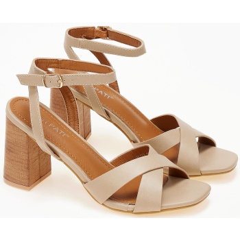 πέδιλα χιαστί με χοντρό τακούνι - μπεζ