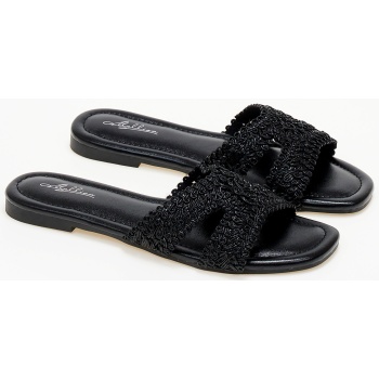 φλατ εξώφτερνα σανδάλια με πλεκτό