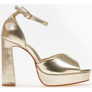 γυναικεία πέδιλα με χοντρο τακούνι 