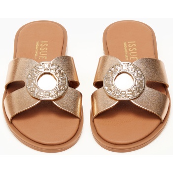 ελληνικά σανδάλια με φάσα και αγκράφα 