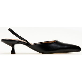 γόβες slingback με χαμηλό τακούνι  σε προσφορά