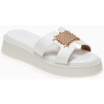 σανδάλια flatform με μεταλλική