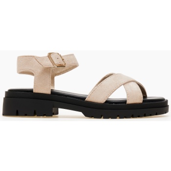 σανδάλια flatform με τρακτερωτή σόλα 