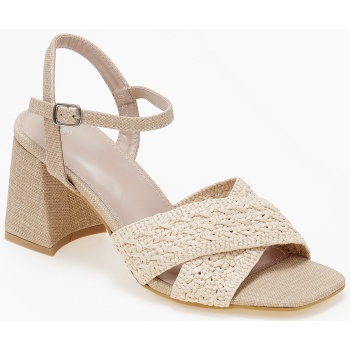 πέδιλα με πλεκτό σχέδιο και χοντρό