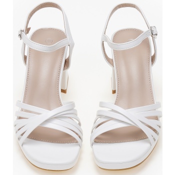 πέδιλα μ χοντρό τακούνι και χιαστί