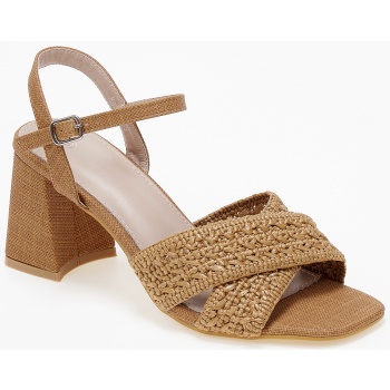 πέδιλα με πλεκτό σχέδιο και χοντρό