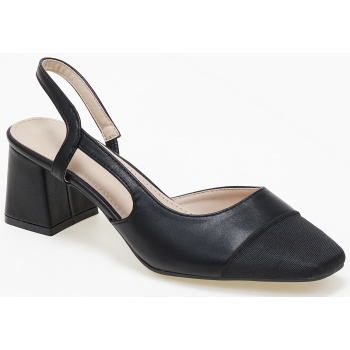 χαμηλές γόβες με χοντρό τακούνι και