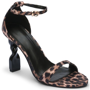 ψηλά πέδιλα με κλειστή φτέρνα και