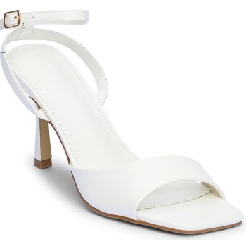 πέδιλα σε καρέ γραμμή με λεπτό τακούνι