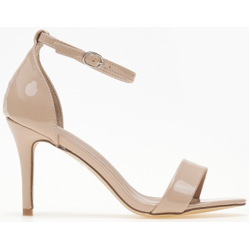 πέδιλα με λεπτό τακούνι και κλειστή