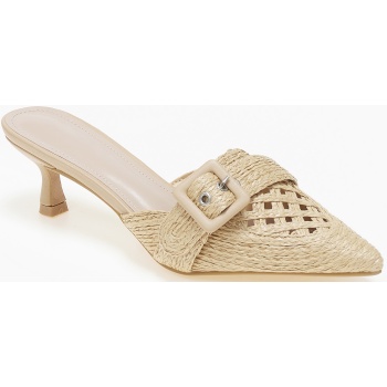 χαμηλά μυτερά mules με λεπτό τακούνι