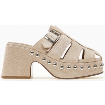 γυναικεία σαμπό με suede υφή και τρουκς