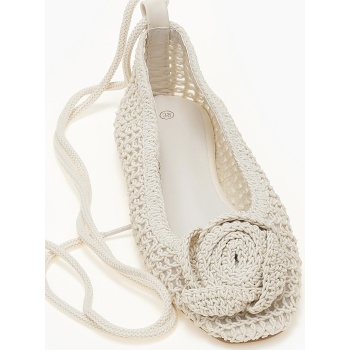 μπαλαρίνες πλεκτές με λουλούδι και