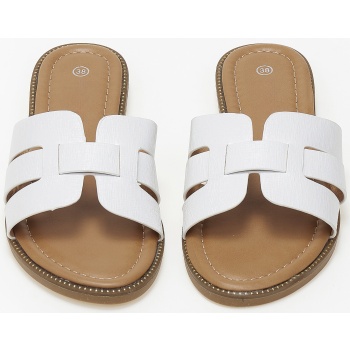 ανοιχτά σανδάλια slides με φάσα και