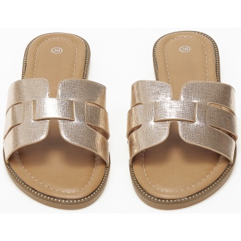 ανοιχτά σανδάλια slides με φάσα και