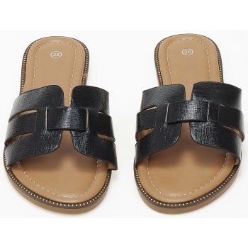 ανοιχτά σανδάλια slides με φάσα και