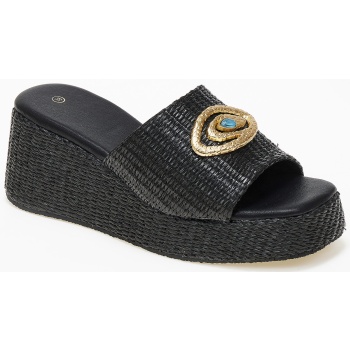 πλατφόρμες με ψάθα και διακοσμητικό