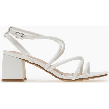 γυναικεία πέδιλα με χοντρό τακούνι σε