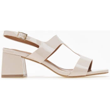 πέδιλα σε καρέ γραμμή με χοντρό τακούνι