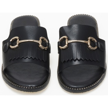 φλατ ανοιχτά σανδάλια με φαρδιά φάσα