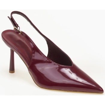 μυτερές εξώφτερνες γόβες λουστρίνι 