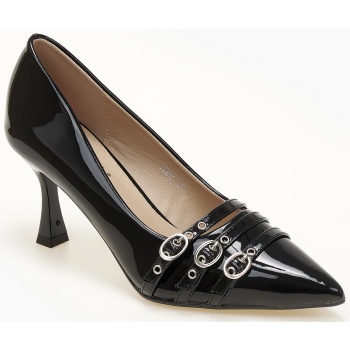 γόβες λουστρίνι με διακοσμητικά