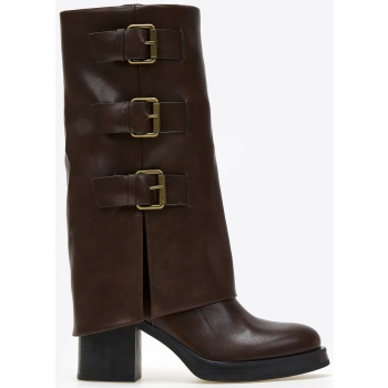 μπότες με διακοσμητικά ζωνάκια και εφε