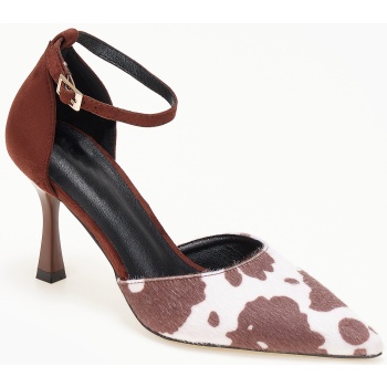 σατέν γόβες με κλειστή φτέρνα και