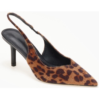 slingback γόβες με ιδιαίτερο κόψιμο 