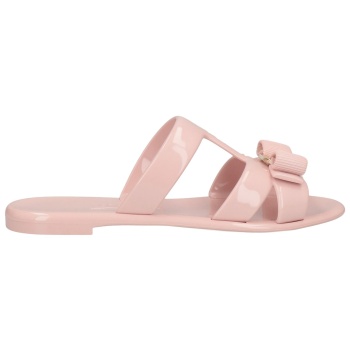 ferragamo παπουτσια πέδιλα