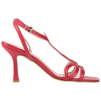 by a. παπουτσια πέδιλα