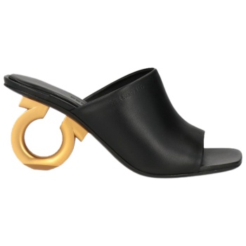 ferragamo παπουτσια πέδιλα