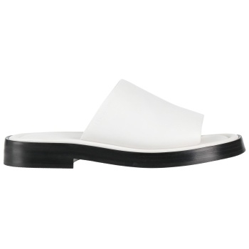 ferragamo παπουτσια πέδιλα