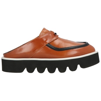 all black παπουτσια μουλάρια και τσόκαρα