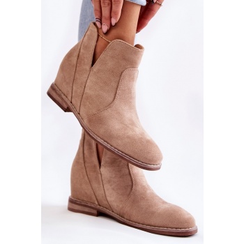 suede boots with cut-outs on a flat σε προσφορά