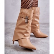  leather slip-on boots on a high heel beige steffi