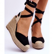 knotted sandals on a high wedge of black lenda