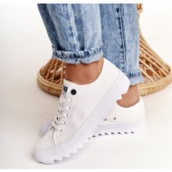  women`s sneakers on a chunky sole big star ff274245 white