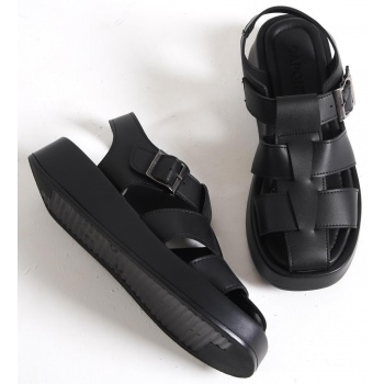 capone outfitters sandals - black - flat σε προσφορά