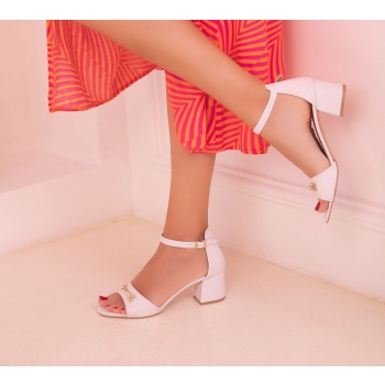 soho white women`s classic heeled shoes σε προσφορά
