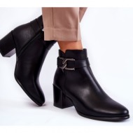  γυναικείες μονωμένες μπότες με μαύρη διακόσμηση astrid