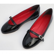 marjin women`s banded flat flats styled black patent leather.