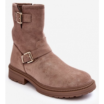 women`s flat heel boots with buckles σε προσφορά