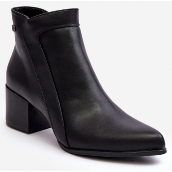 black cidi leather ankle boots with low σε προσφορά