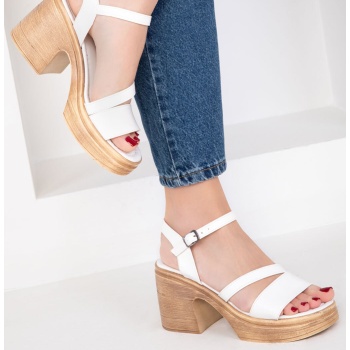 soho women`s white classic heeled shoes σε προσφορά